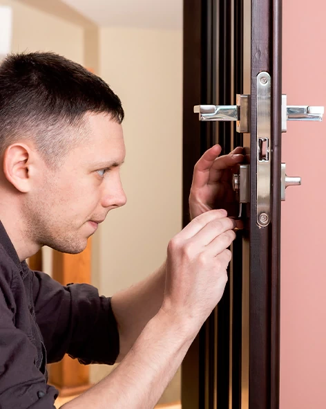 : Professional Locksmith For Commercial And Residential Locksmith Services in Santa Maria, CA